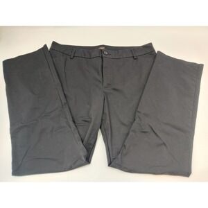 Lee Women's Black Wrinkle Free Relaxed Fit Bootcut Dress Pants Size 18 Long‎